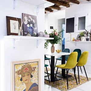 https://guest-house-piazza-di-pietra.it-romehotels.com